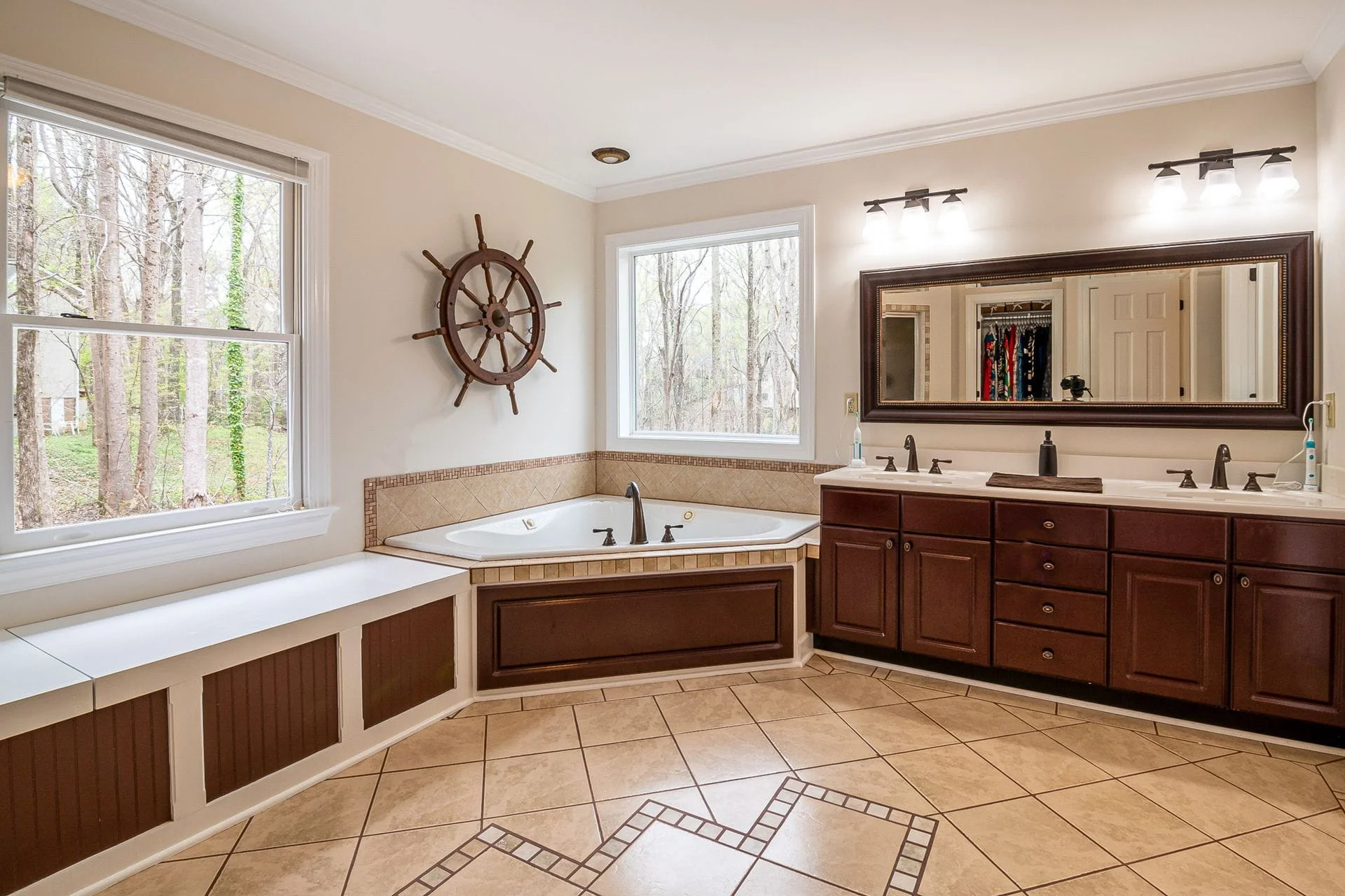 Modern bathroom renovation by Downs Renos